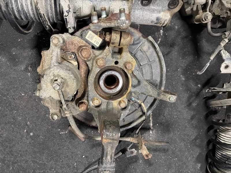 Цапфа в сборе передний левый на Хюндай Соната (LF) 2018 год