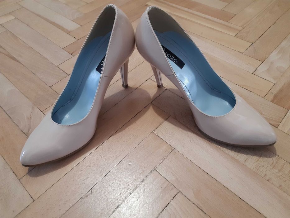 Pantofi nude nr 36