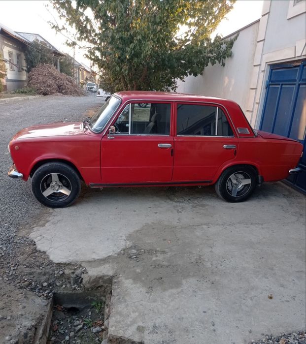 011 ча Сотилади.