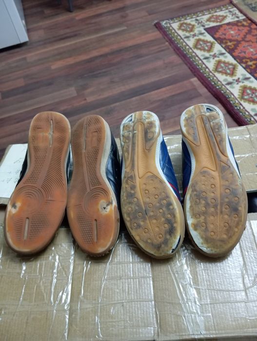 Обувь детская размеры разные.