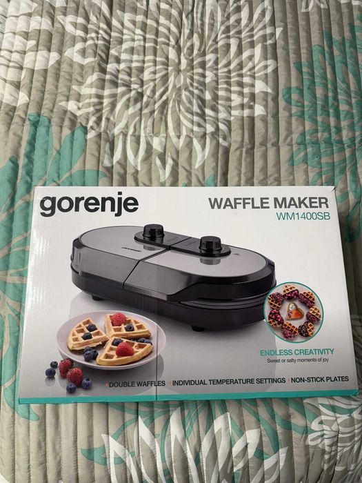 Gratar electric Gorenje WM 1400SB de facut vafe, 1400W