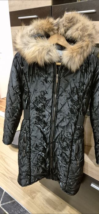 Дамско зимно яке Bratan