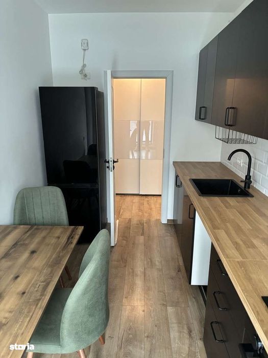 Apartament cu 2 camere, balcon și lift în Militari