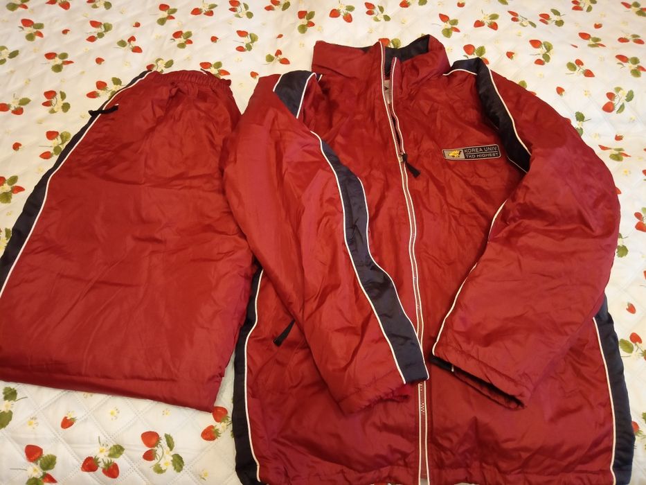 Спортивный костюм на осень /зиму