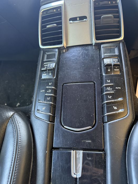 Porsche Panamera 2014 г. 3.0D на части