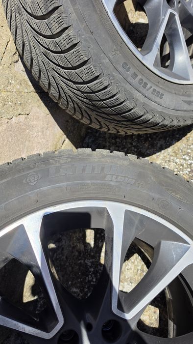 Оригинални 19" джанти за BMW с зимни гуми Michelin (255/50/19)