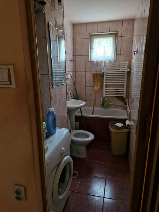 Vand apartament 2 camere