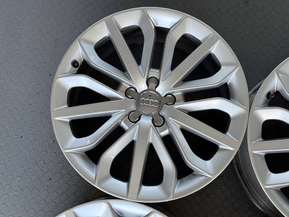 4бр. ОТЛИЧНИ 19” ОРИГИНАЛНИ Джанти 5х112 за -AUDI/VW/SEAT/SKODA/VAG- 8.5Jx19H2, ET45