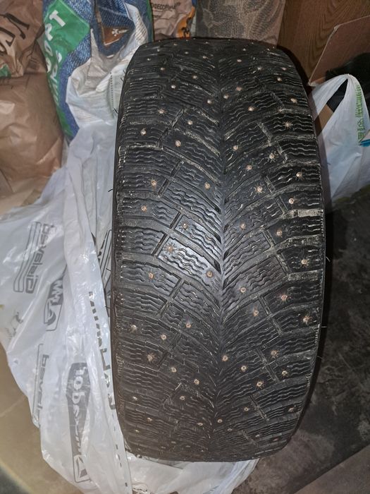 Продам Шины Michelin X — Ice North 4