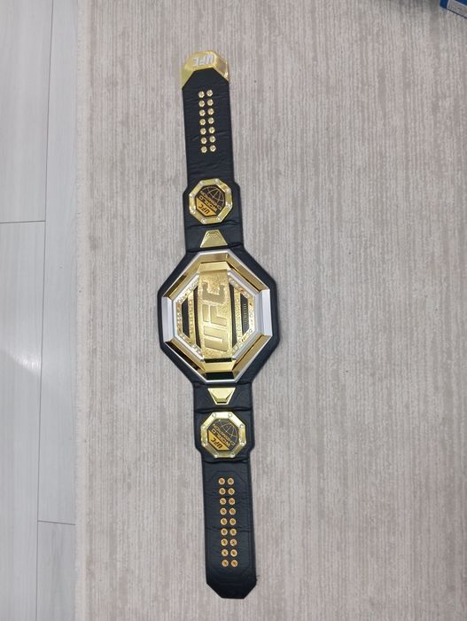 Пояс UFC чемпионский
