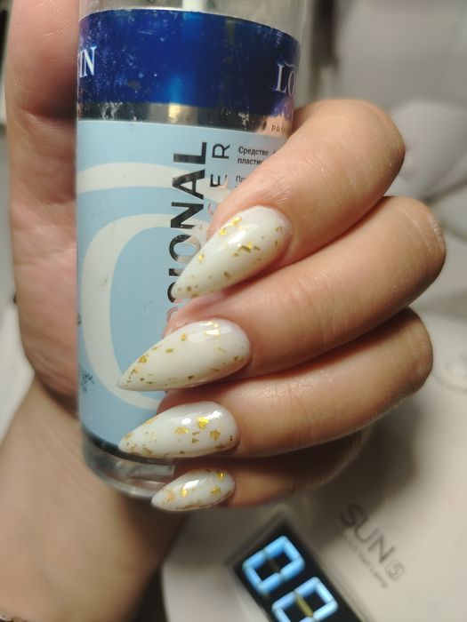 Маникюр Сатпаев 3500