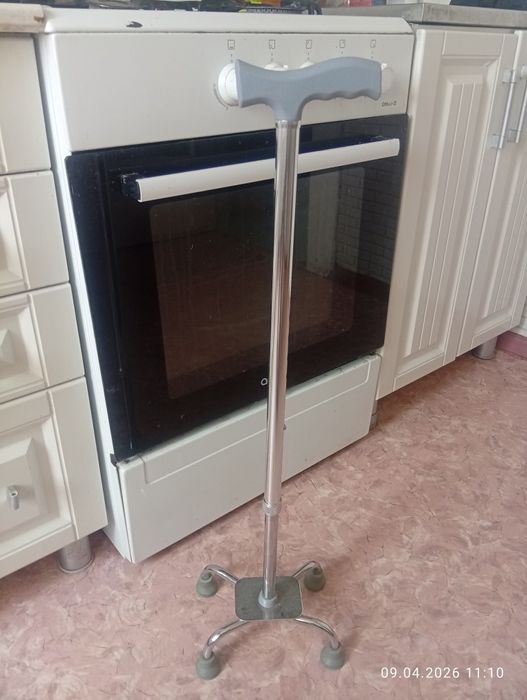 Трость опорная  хорошо