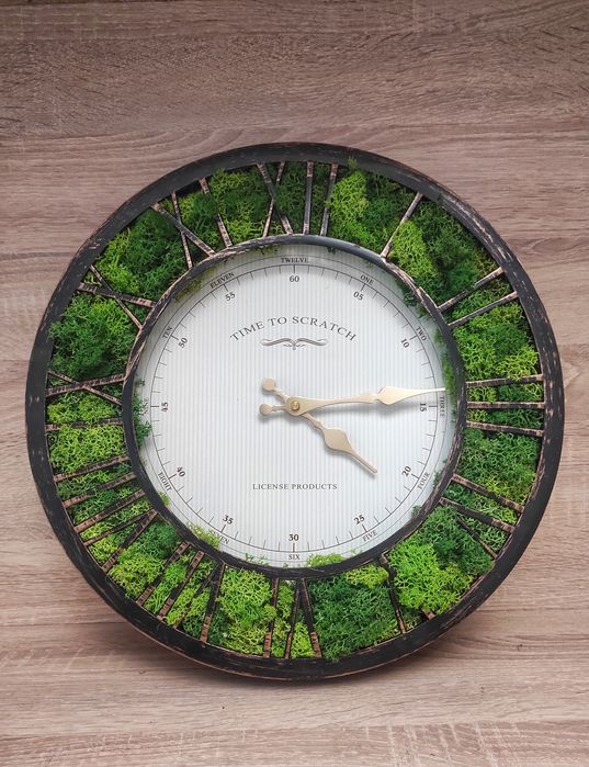 Часовник със Скандинавски мъх