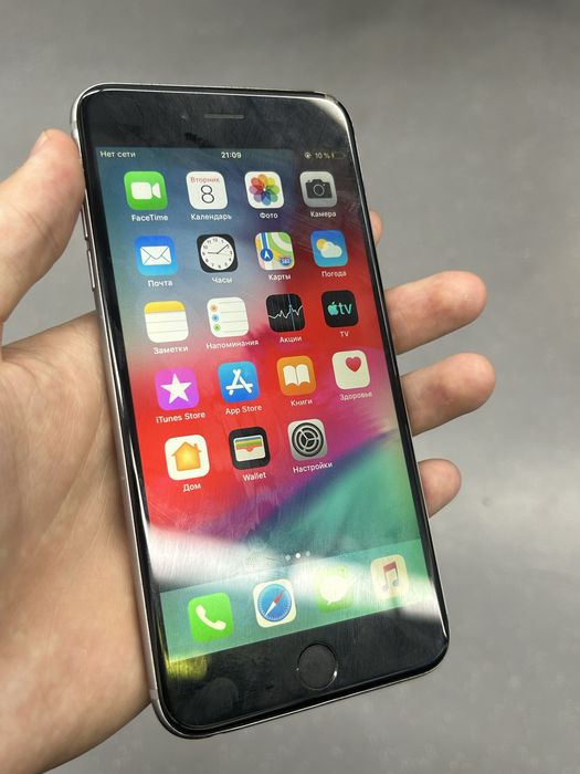 Продам Iphone 6+