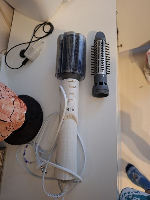 Perie par rotația Philips 7000