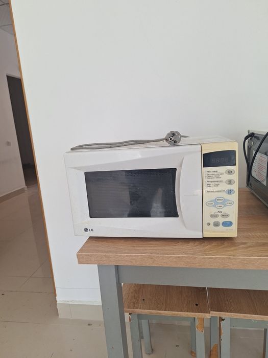 Продам микроволновку