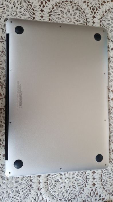 Macbook air 13' (early 2015)