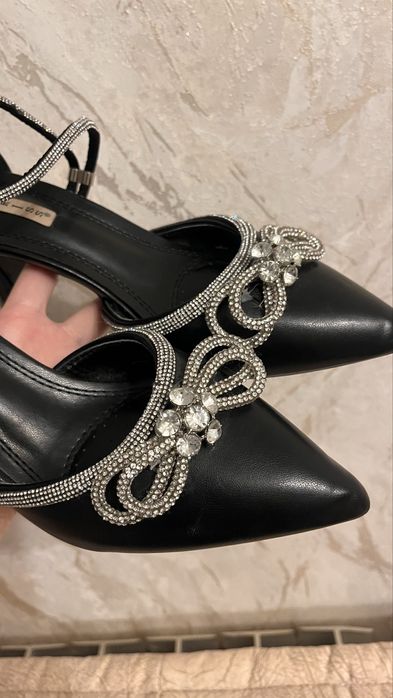 Каблуки 37 размер