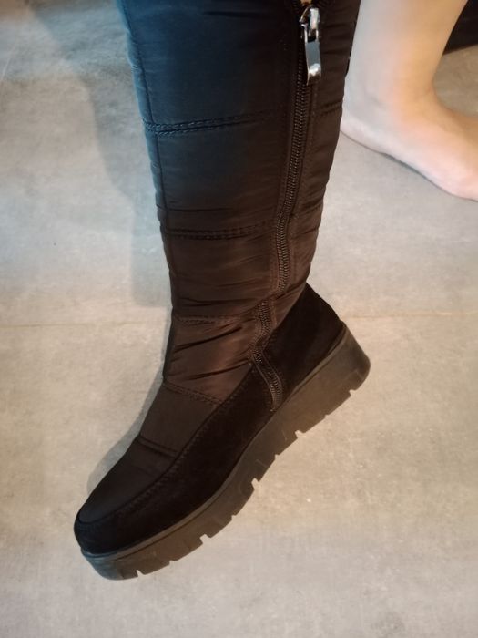 Продам хороший сапоги. Размер 36-37