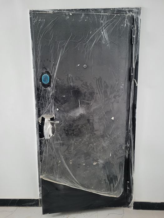 Продам дверь наружный