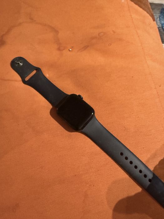 Apple Watch SE 2024