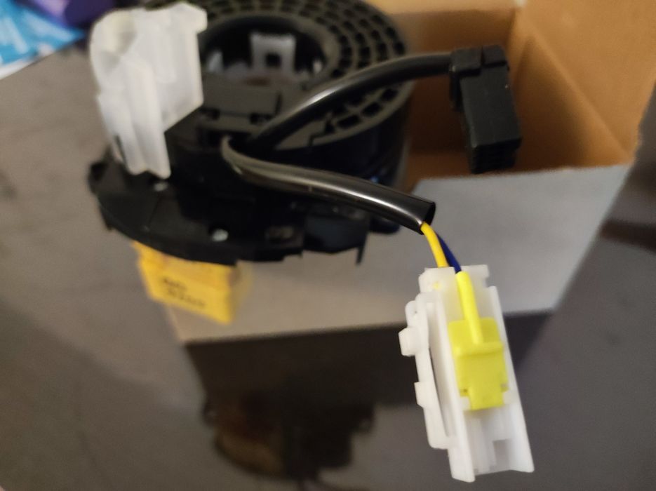 Продам шлейф подрулевой