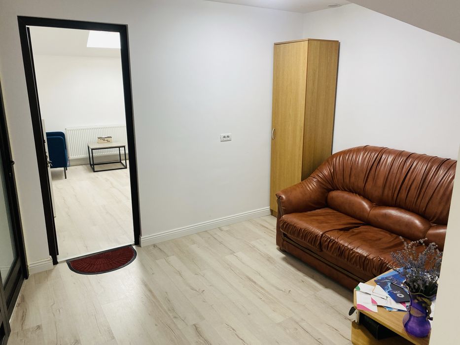 Spatiu /birou de inchiriat Dej zona centrală