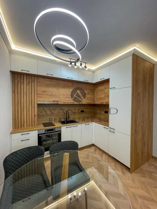 Продава се Двустаен апартамент в Пловдив, Кършияка - 66 кв.м за 1144 €/кв.м - Снимка #2