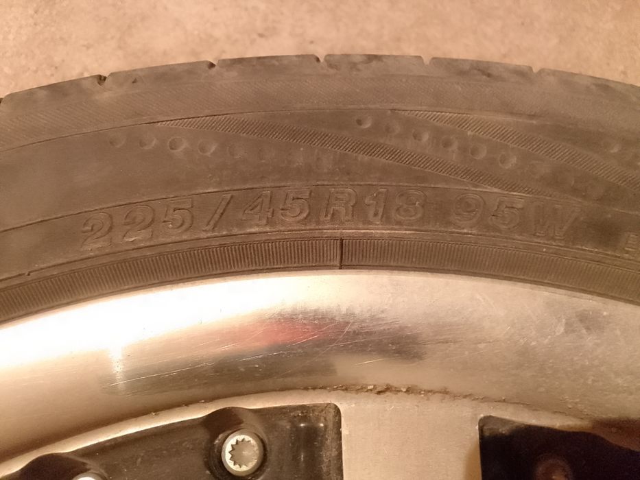 Продам  шины  летний с дисками