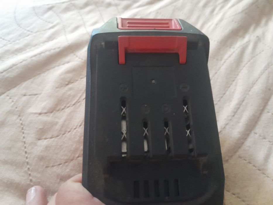 Срочно продам аккумулятор