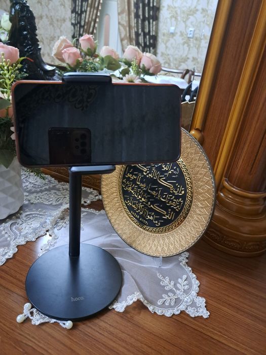 Telefon podstavka. Подставка для телефона