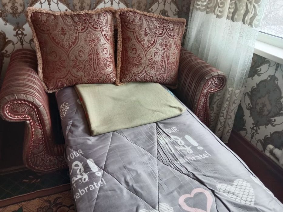 Продаю диван хорошем состоянии