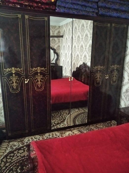 Spalniy mebel gorkasi bilan sotiladi