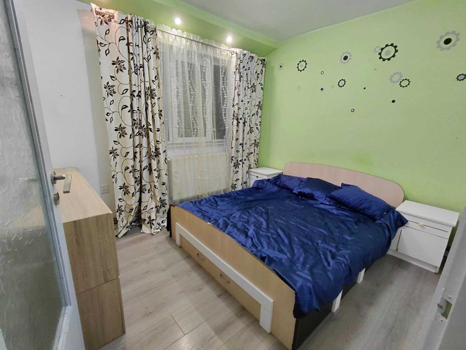 Apartament de închiriat