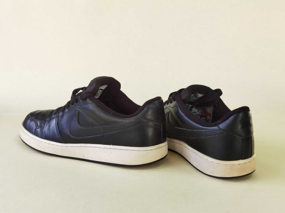 Adidasi  PIELE Blazer ghete barbati 42 43  NIKE Air force -Indonesia