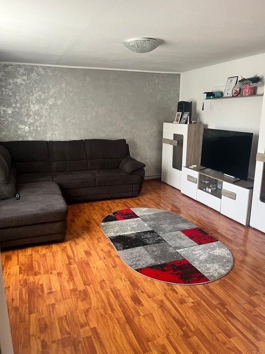 Vând casa în cernica