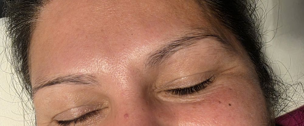 Epilare cu ceara de unica folosinta,micropigmentare,indepartari tatuaj