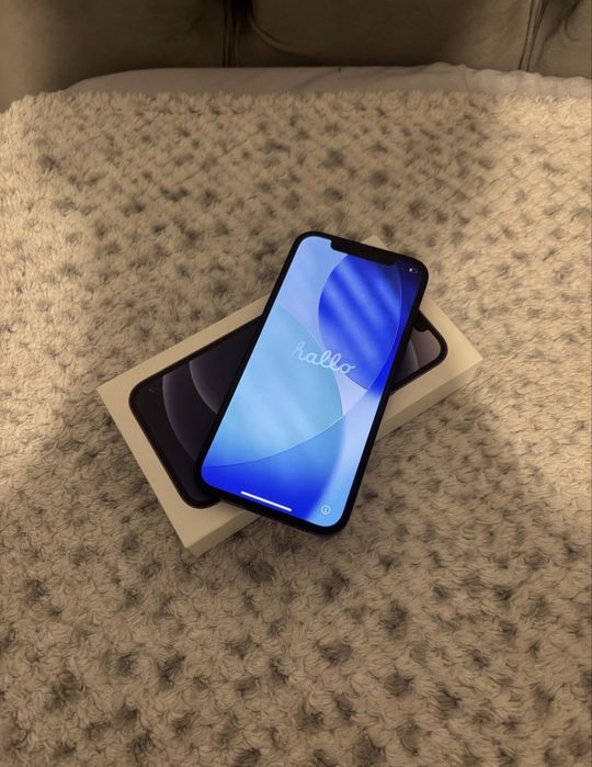 iPhone 12 Black 64GB – Pret usor negociabil !