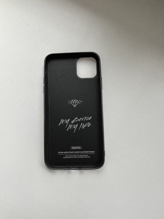 Чехлы на iPhone 11 Pro max