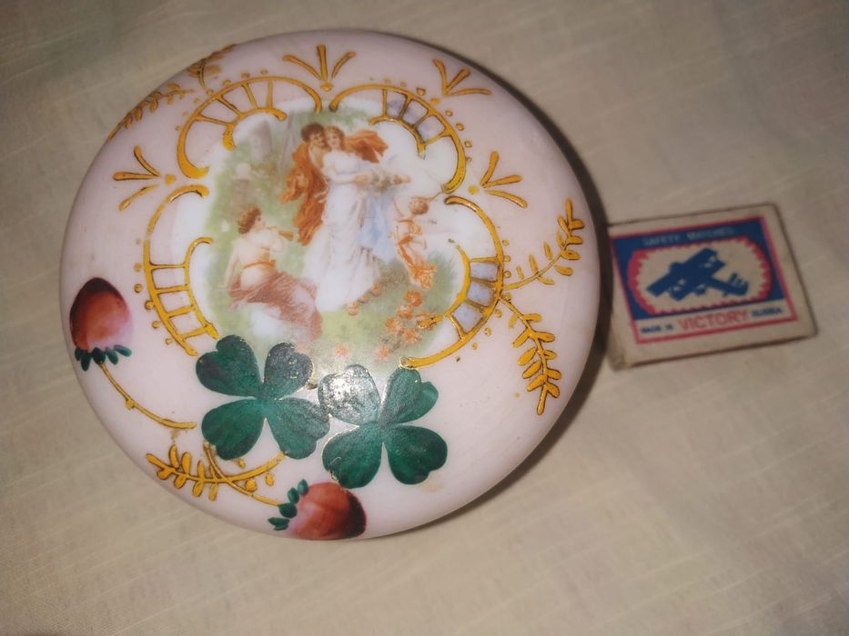 Шкатулка фарфор 19 век