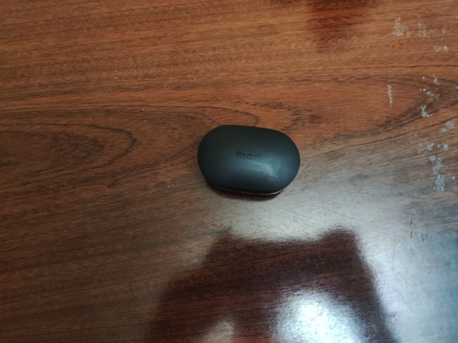 Redmi naushnik juda zor Erondan kelgan