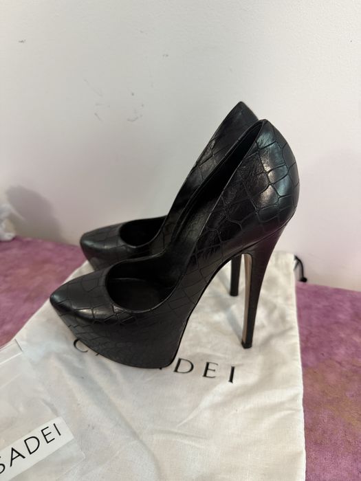 Оригинални обувки Casadei