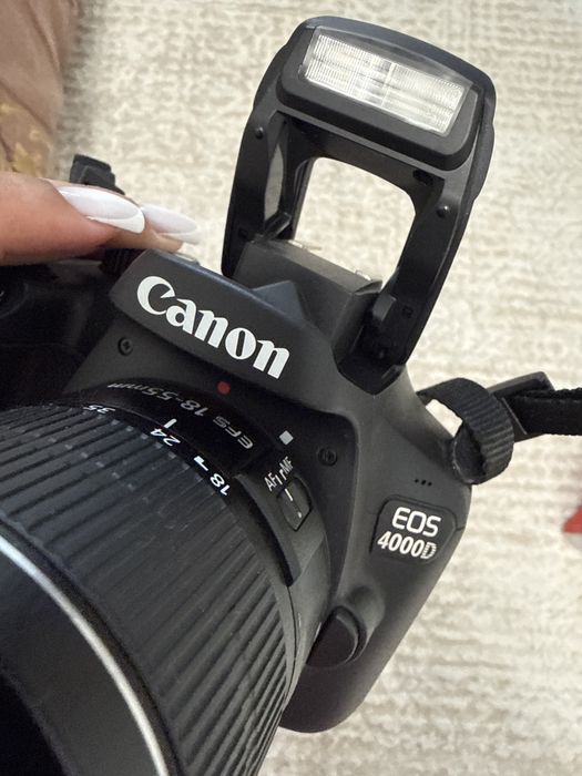 Canon EOS 4000d kit 18-55mm