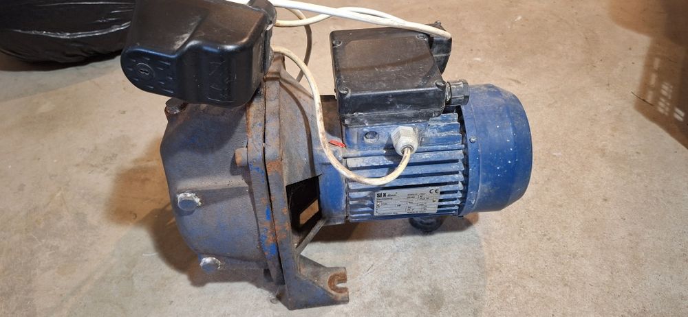 Pompa hidrofor cu ejector pentru adancime, SIX TEAM