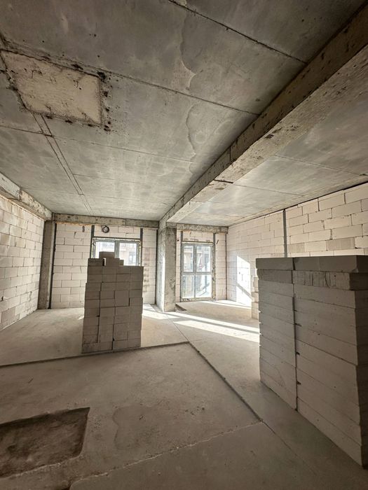 MIRABAD AVENUE 66m2 Продается коробка