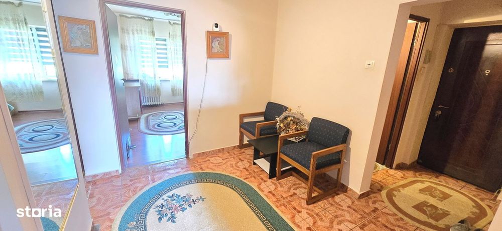 ULTRACENTRAL! Apartament 3 camere, et. intermediar UMF - INDEPENDENTEI