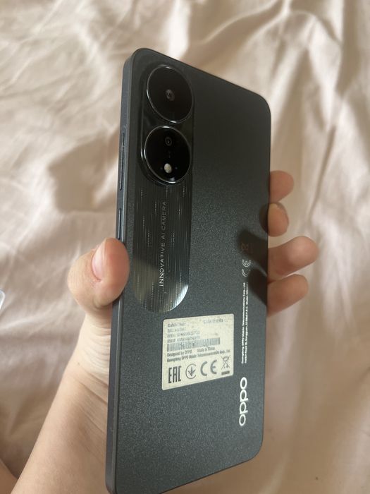 Продам срочно телефон Oppo a78!