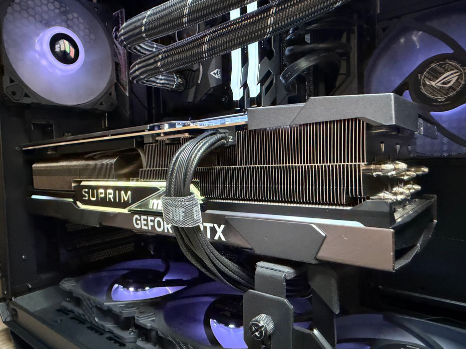 RTX 4090 MSI Suprim