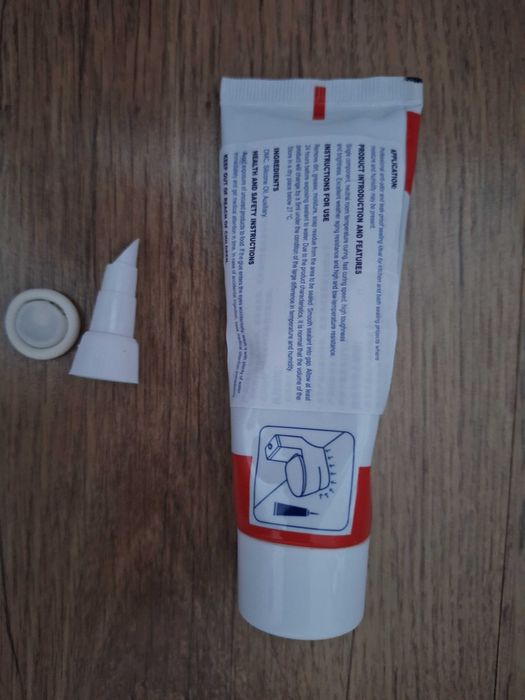 Bariera de apa autoadeziv din silicon pentru baie si bucatarie