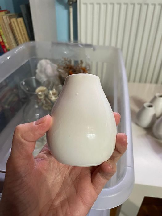 Vând 7 vaze albe 9 cm nuntă sau decorațiuni evenimente sau botez